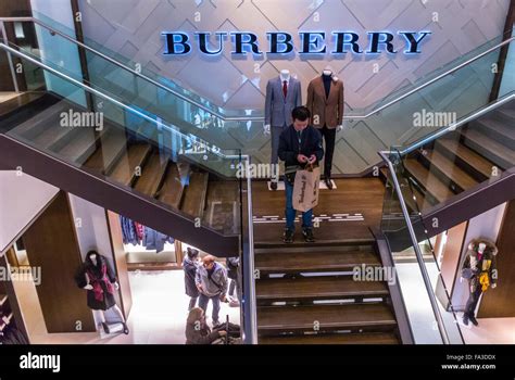 burberry la vallée village|burberry outlet.